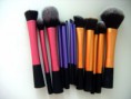 /album/foto%c4%9fraflar%3a-makyaj/blog-brushes-005-jpg/